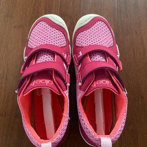 Plae Ty Hibiscus sneaker